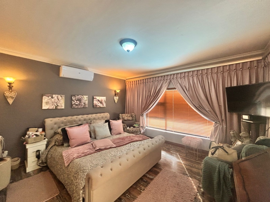 3 Bedroom Property for Sale in Vaal de Grace Golf Estate Free State